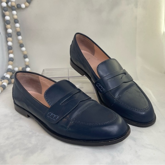 J. Crew Woman’s Navy Loafers leather upper size 7.5 - Picture 1 of 11